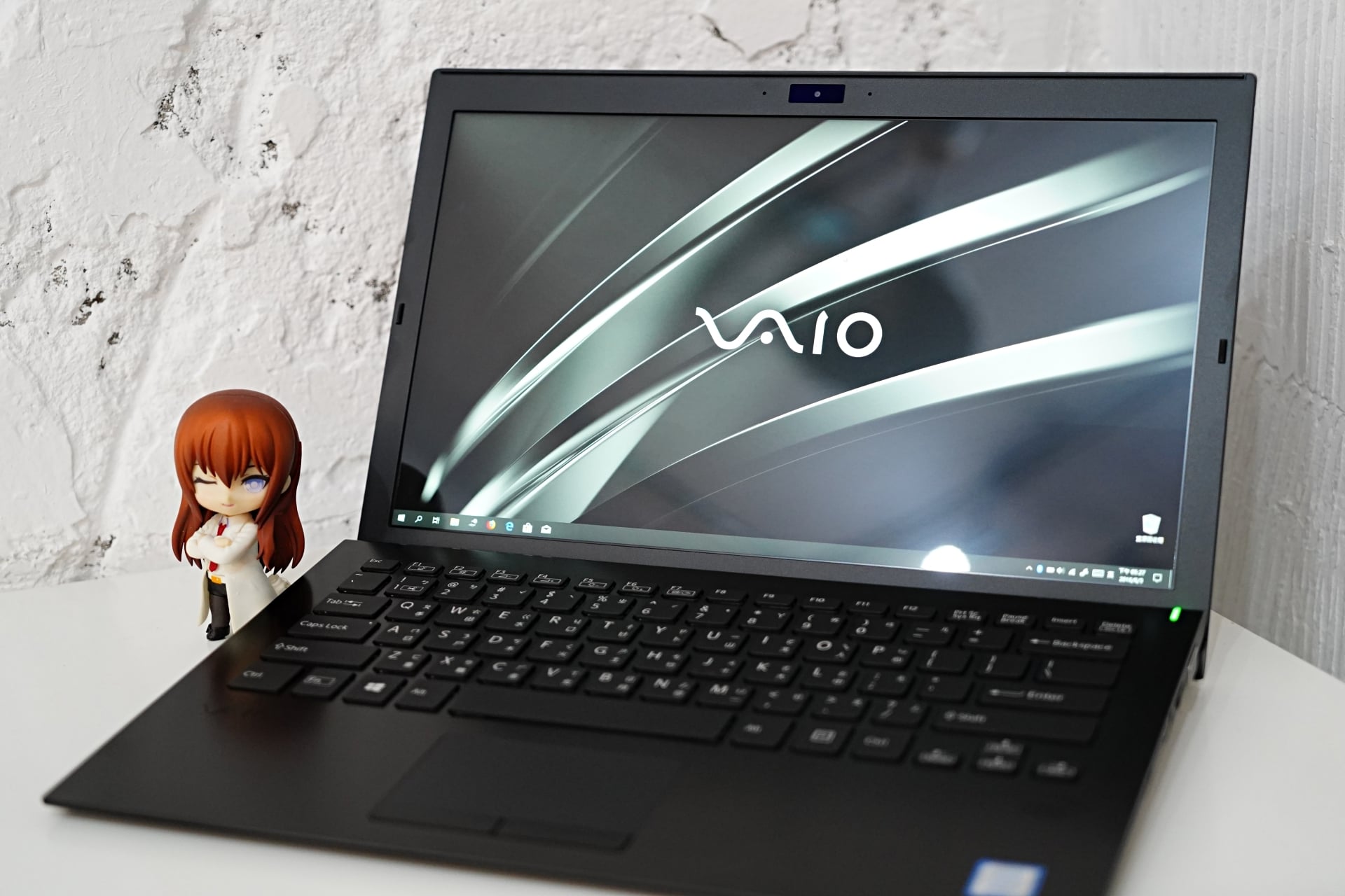 開箱｜在極簡主義盛行下堅持傳統的 VAIO S13 商務日本製筆電 1